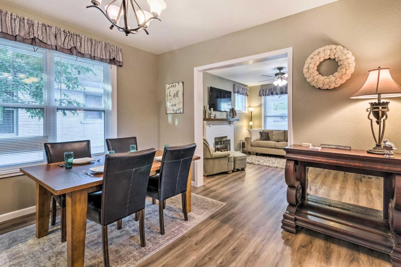Remodeled Downtown Hot Springs Home With Porch Экстерьер фото
