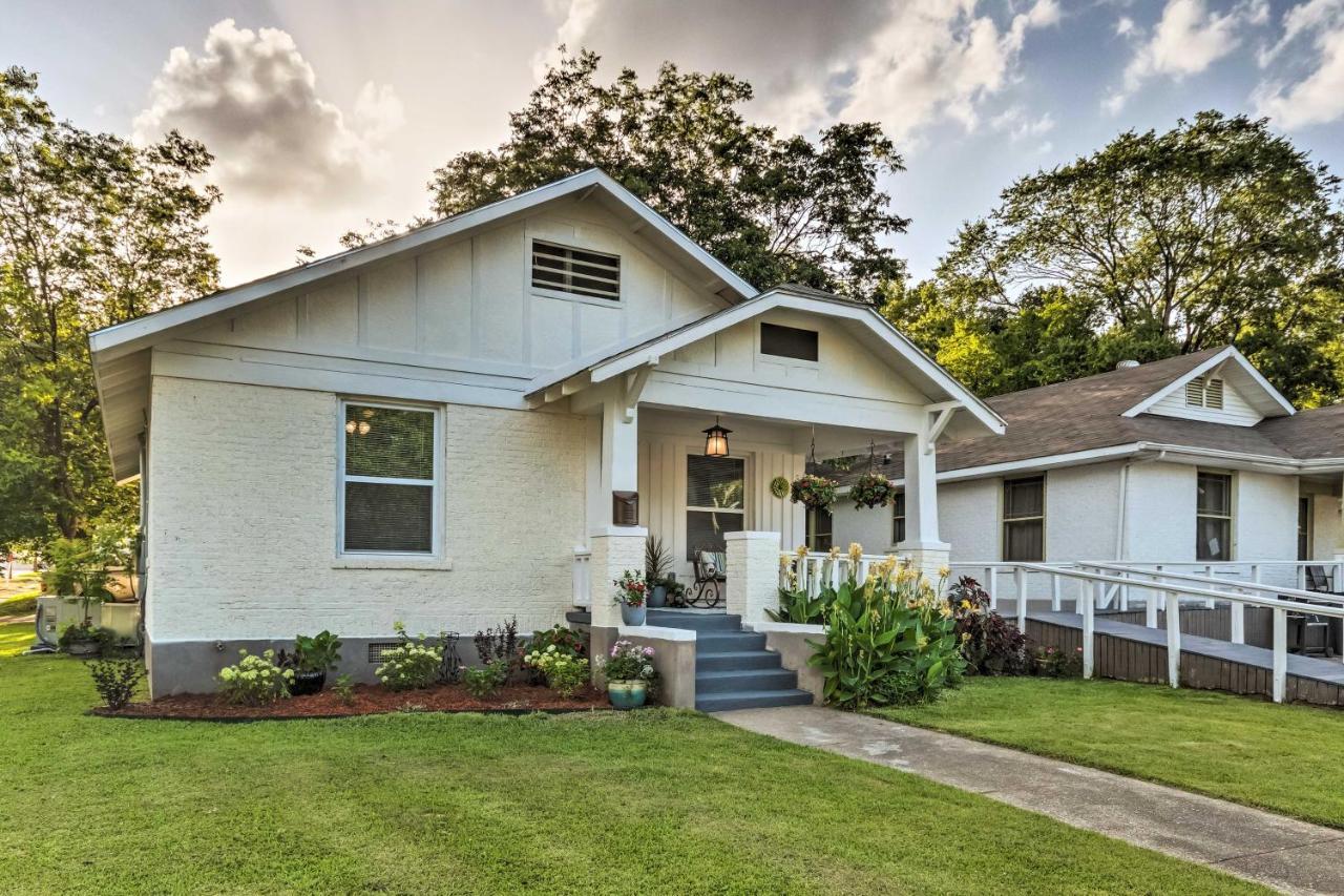 Remodeled Downtown Hot Springs Home With Porch Экстерьер фото